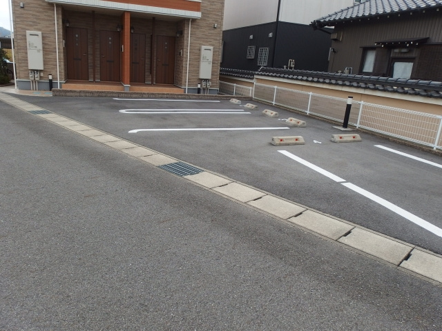 サーマイム福岡の駐車場