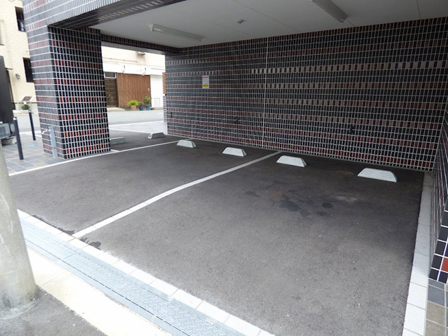 【駐車場】ウインズコート西梅田Ⅱ