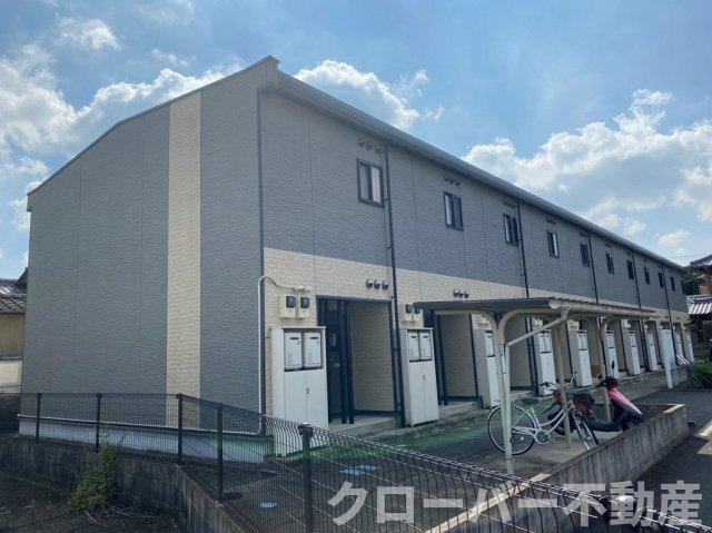 レオパレスサンクローバーの外観