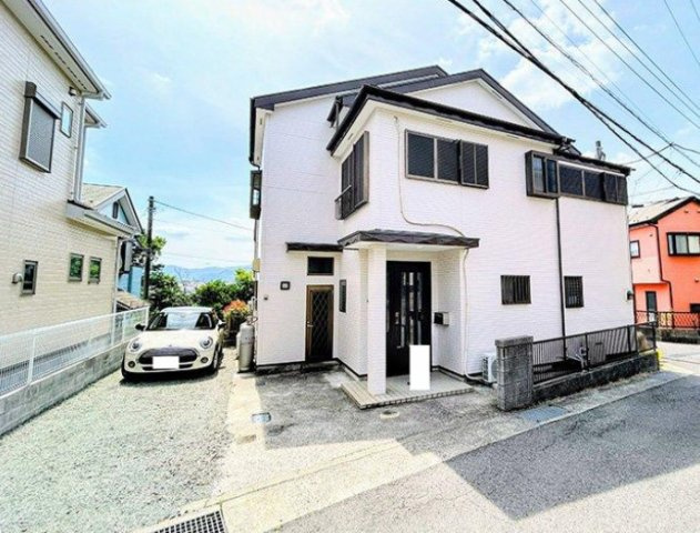 厚木市恩名３丁目　中古戸建の外観