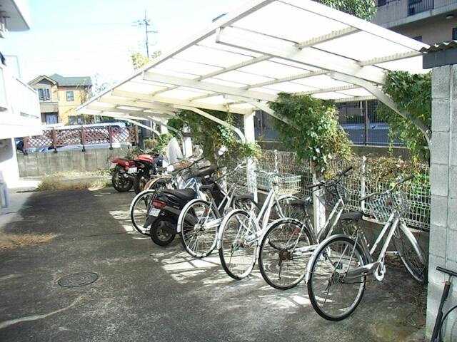 駐輪場　バイク駐輪相談可