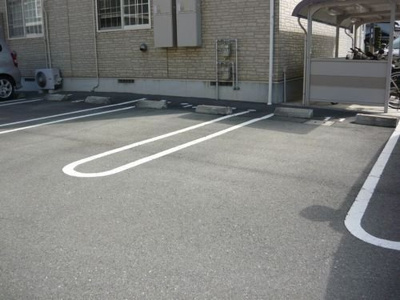 【駐車場】 | グリーンヒルズＥ | 車をお持ちの方に嬉しい駐車場付きの物件です