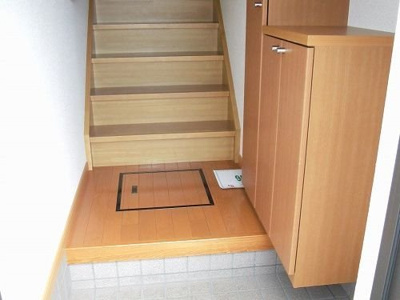 【玄関】 | グリーンヒルズＥ | シンプルで使いやすい玄関です