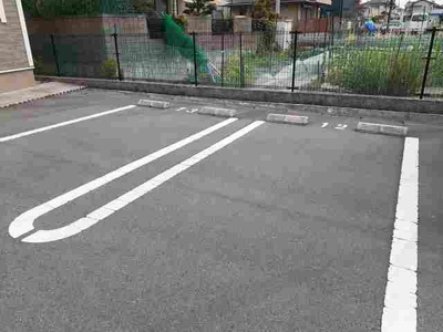 【駐車場】 | ジュネス青山 | 駐車スペースもあります