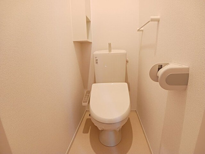 【トイレ】 | ソレイユ　ラ・メゾン | シンプルで使いやすいトイレです