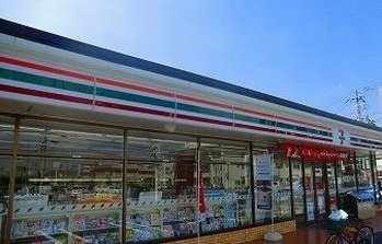 【周辺】 | ヴィラ　ドゥ　グレーヌ梅ケ谷Ｃ | セブンイレブンまで750m