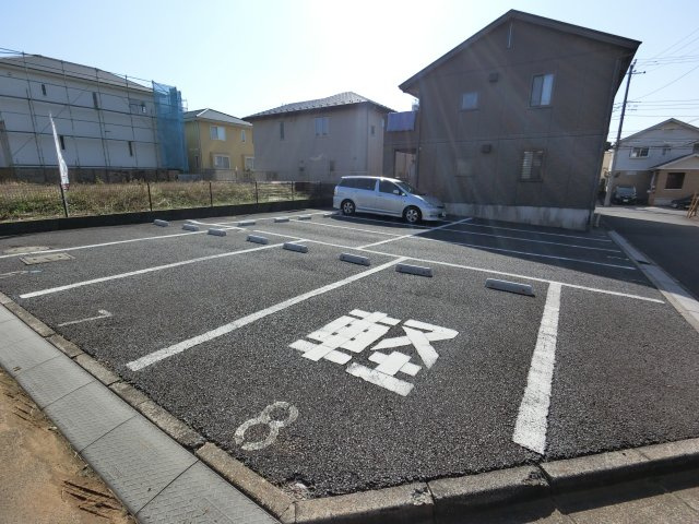 【駐車場】