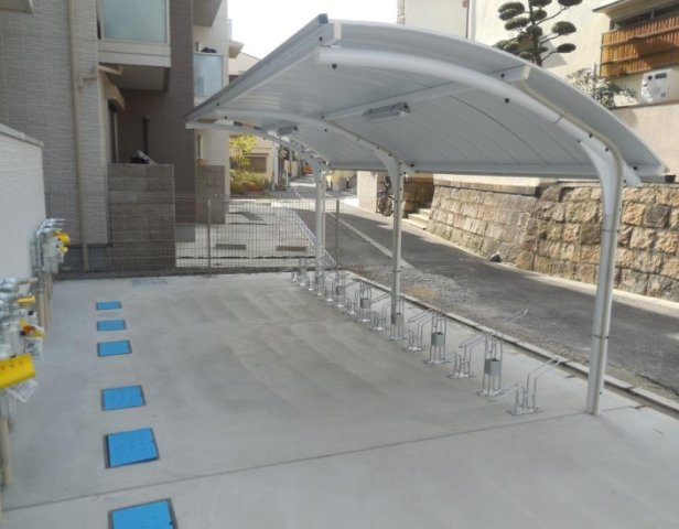 ラ ファヴールの駐車場