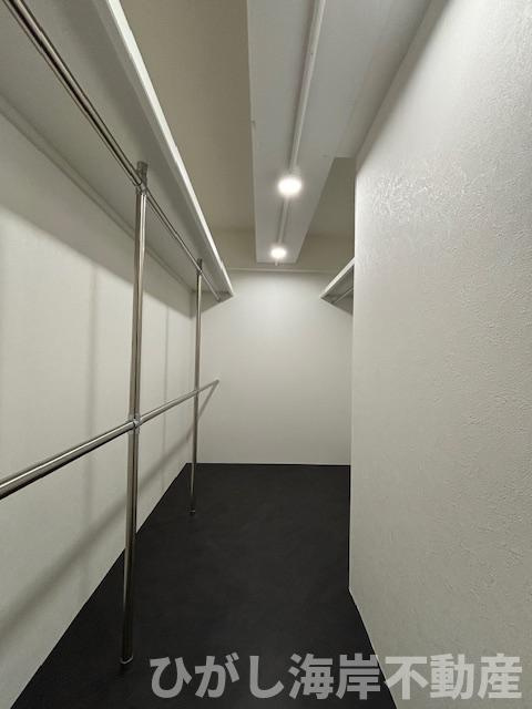 クリオ茅ヶ崎柳島海岸の収納|新規リフォーム完了！　ウォークインクローゼット