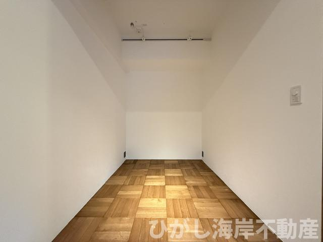 クリオ茅ヶ崎柳島海岸の子供部屋|新規リフォーム完了！　2.5帖　洋室