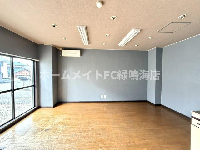 ＯＳ・ＳＫＹ第一不二ビルの内装