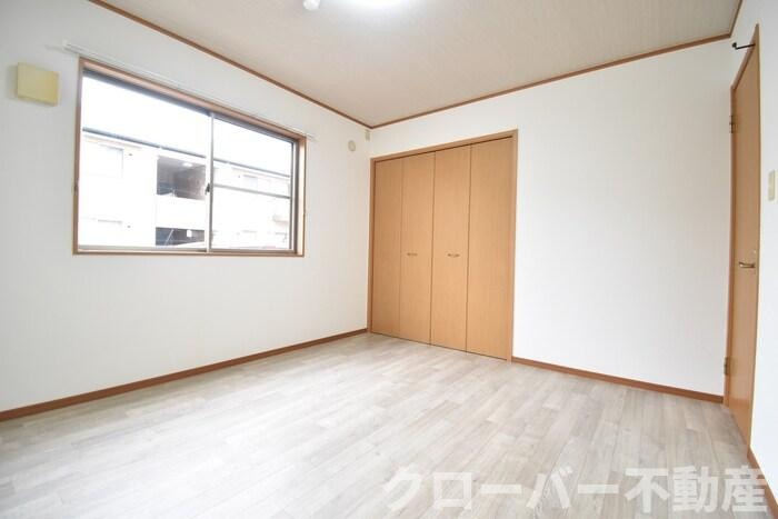 リースランド中府 Ａの内装|洋室７帖