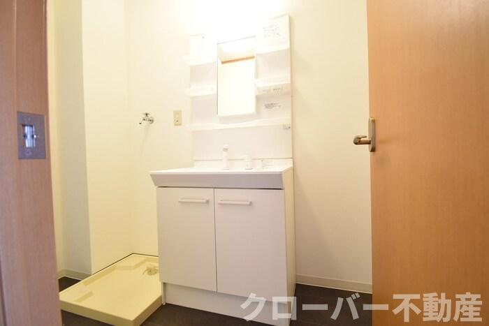 リースランド中府 Ａの独立洗面台|洗髪洗面化粧台