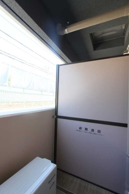 ＧＲＯＷＳ北赤羽のバルコニー|別号室参考写真