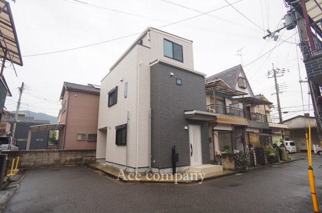 【前面道路含む現地写真】 | 八尾市上尾町2丁目 | 北西角地☆【北側幅員4.7ｍ×西側幅員4.7ｍ】