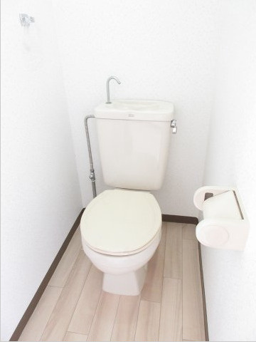 シーサイド西舞子Bのトイレ