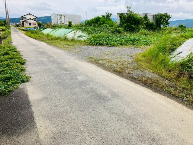 売土地　大垣市野口2丁目　505.17坪の前面道路含む現地写真