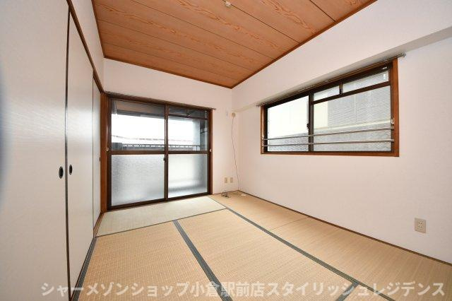 アレックス若園の和室