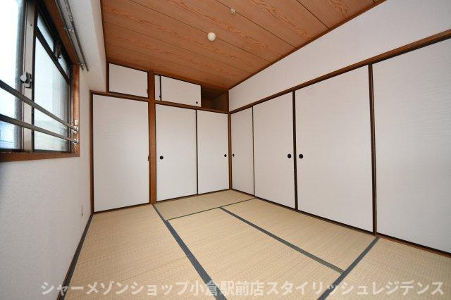 アレックス若園の和室