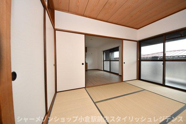 アレックス若園の和室