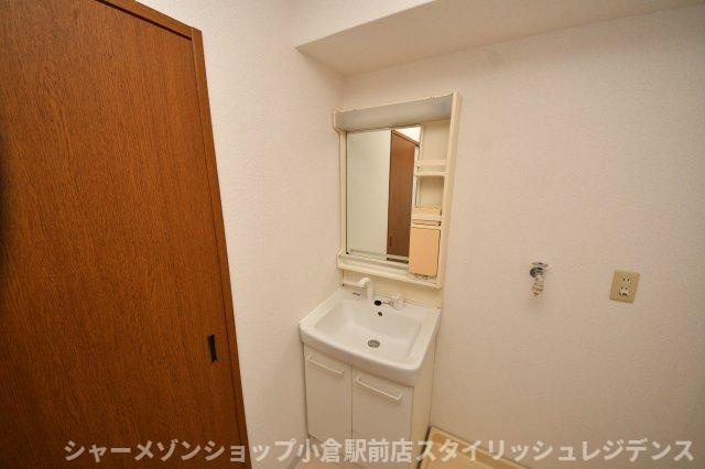 アレックス若園の洗面所