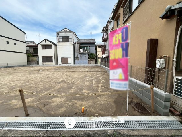 東大阪市西上小阪の外観|2026年7月完成予定の新築戸建♪
小・中学校が徒歩約5分圏内でお子様の通学が安心◎