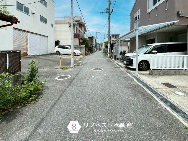 東大阪市大蓮東１丁目の前面道路含む現地写真|【リノベスト不動産】弊社は近鉄大阪線・奈良線『布施』駅から徒歩2分の場所にございます♪
