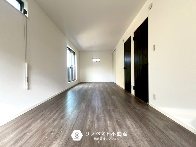 プロスピリティー善根寺町の洋室|シンプルな内装の洋室なのでお好みのインテリアをお楽しみください♪