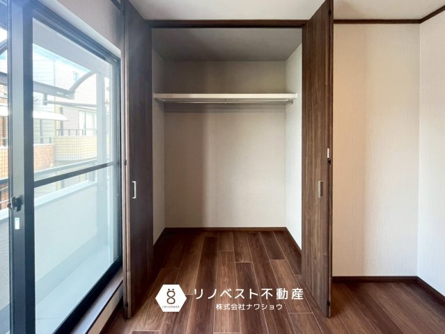 東大阪市森河内西2丁目の収納|奥行きのある大容量クローゼット！
乾いた洗濯物の収納に便利な配置です◎