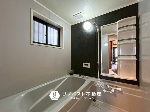 東大阪市稲葉1丁目中古戸建の浴室|清潔感溢れるバスルームで快適なバスタイムを堪能できます◎