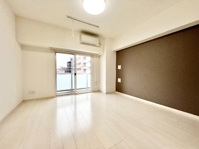 スプレスター錦糸町の居間・リビング