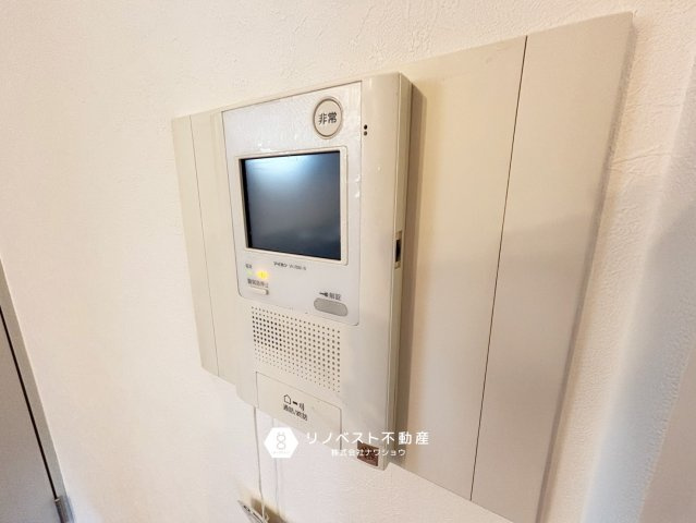 ハイネスプリモール城東の防犯設備|カメラ付きで安心のインターホン