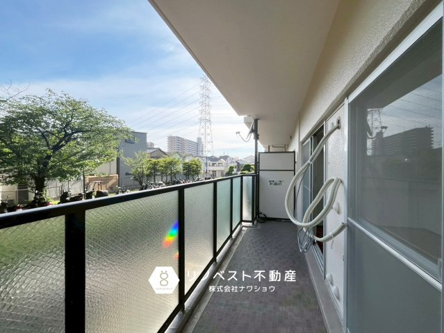 マンハイムグラン石切のバルコニー|【リノベスト不動産】女性スタッフ・男性スタッフ共に活躍中！