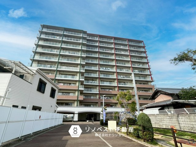メゾンドール瓢箪山の外観|総戸数102戸の大型マンションです！ペットは飼育可能となっております。