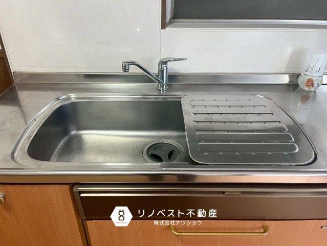 生野区中川東２丁目のキッチン|【リノベスト不動産】東大阪市・生野区・東成区での物件探しは弊社にお任せください！
