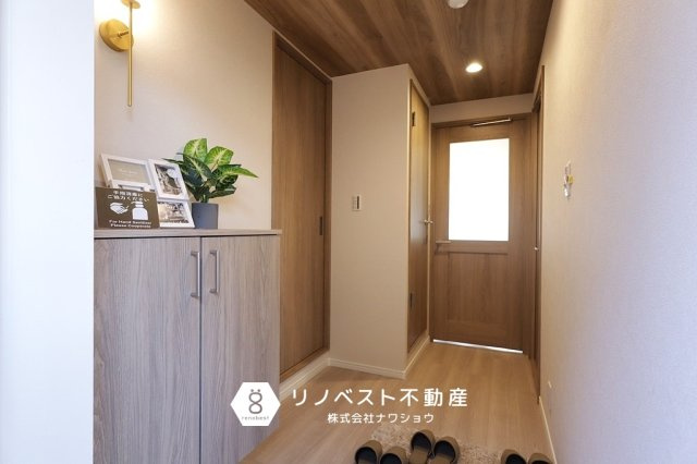 ライオンズマンション東花園の玄関|【リノベスト不動産】リフォーム・リノベーションのご相談も承ります♪
