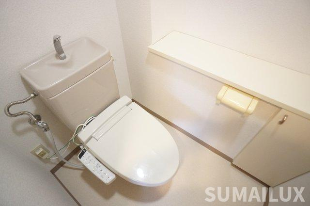 熊本市中央区島崎１丁目の賃貸マンションのトイレ