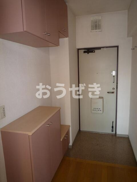 エテルニテ（Ｓ）の玄関
