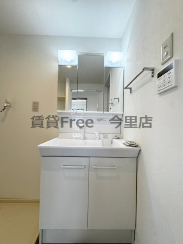 【独立洗面台】 | LANDSCAPE　仲介手数料無料 | リフォーム中