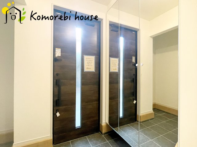 さいたま市北区別所町　1期　新築一戸建て　FiT-A 01の玄関|ゆったりとした玄関です