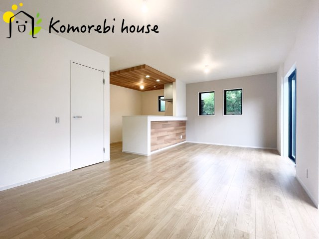 さいたま市北区別所町　1期　新築一戸建て　FiT-A 01の居間・リビング|リビングです