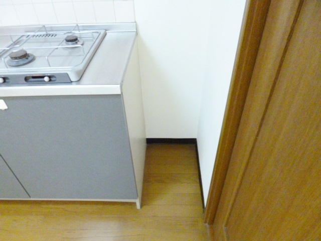 セーコー第５コーポの設備|キッチン横のスペースです☆