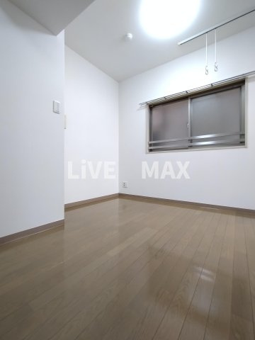 【寝室】メイクスデザイン秋葉原 