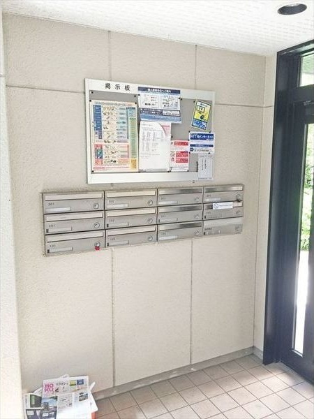 メヘルバン本州のロビー