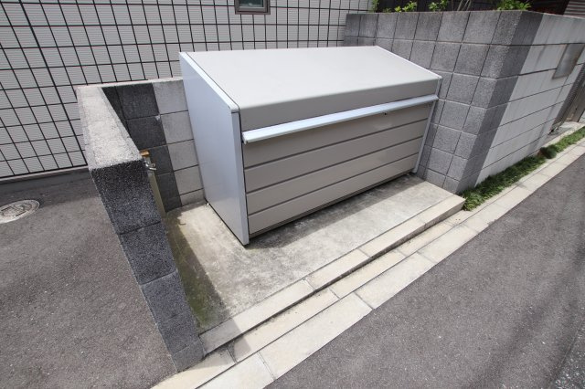 【その他共用部分】 | ルミエールハルム | 敷地内ゴミ置き場
