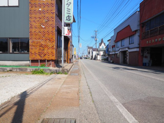 【前面道路含む現地写真】