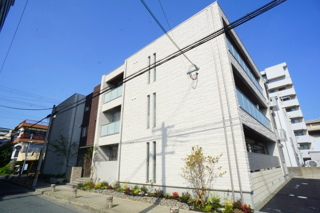 シャーメゾン　コンフォーザ