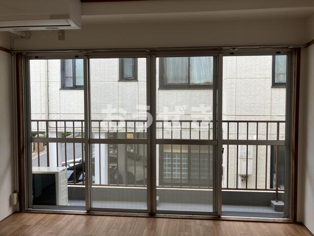 コーポ反町のバルコニー