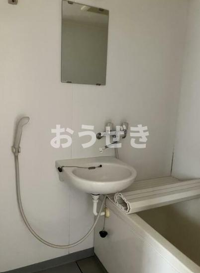 コーポ反町の浴室