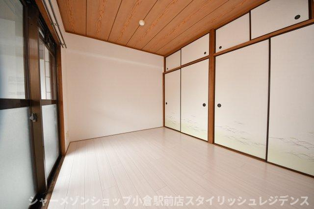 アレックス若園の居間・リビング